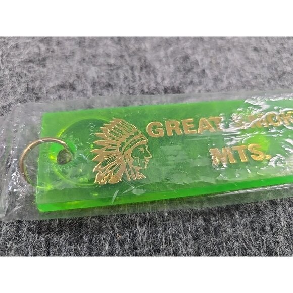 Keychain Great Smokey Mountains Long Green TN Bear Native American Vintage - Picture 2 of 5